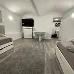 Apartments 아파트